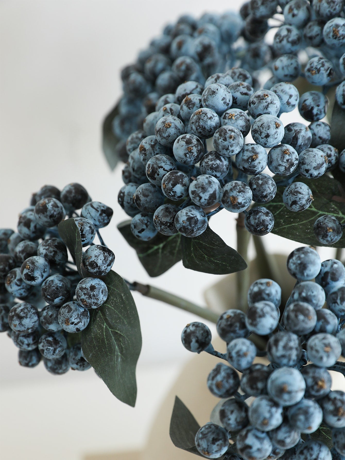 1pc/3pcs/6pcs Artificial Berry Branches, Lifelike Fake Blueberry Fruit, Simulated Berry Stems, Suitable For Wedding Decor, Home Party, Holiday, Vase Filler, Wreath DIY, Christmas, Thanksgiving Farmhouse Decor