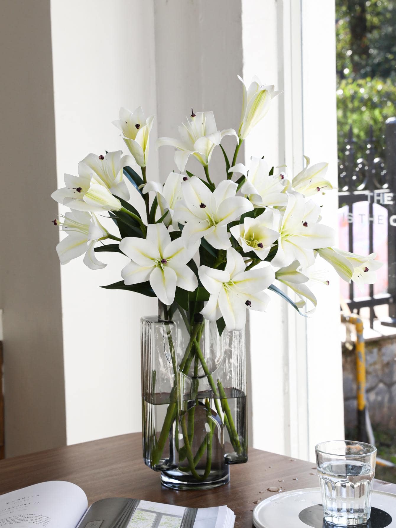 1pc/3pcs/6pcs Artificial Lily Flower, 28.4in/72cm Silk Fake Flower For Home Decor, Office, Party, Wedding, Spring, Mother&
