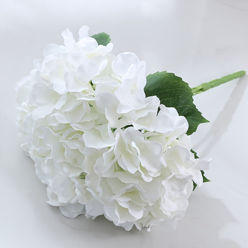 3pcs Modern Artificial Hydrangeas, 5-Head Plastic Faux Flowers, Oxidation Resistant, Ideal for Wedding, Engagement, Birthday, Bridal Shower, Graduation, Table Centerpiece, Home & Office Decor, Halloween & Easter Celebrations