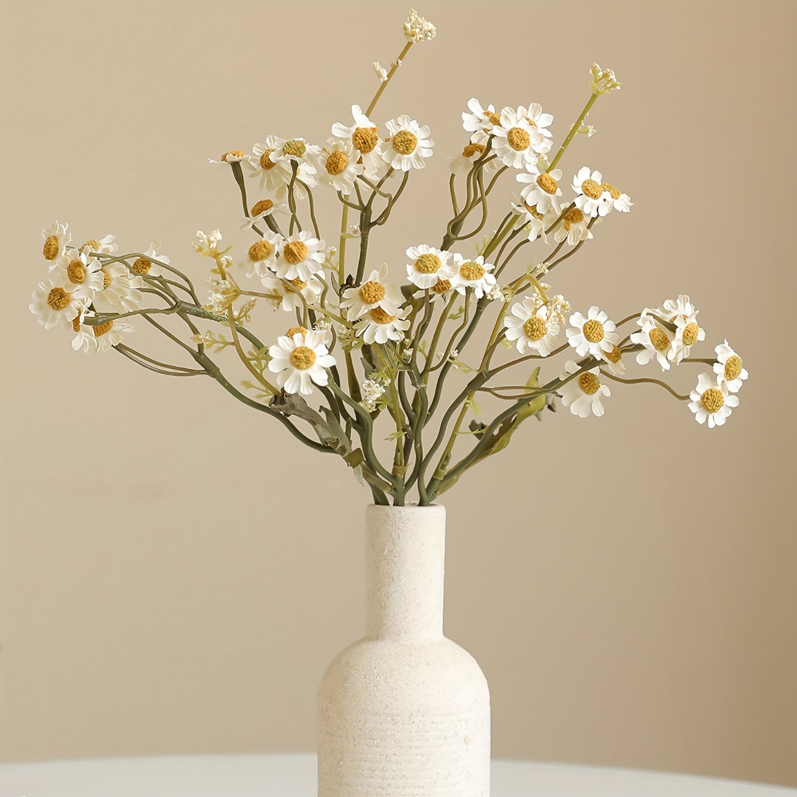 Classic Plastic Daisy Bouquet by MOHUAGE – Lifelike Artificial Flower Swags for Elegant Home Decor, Weddings, and All-Year Festivities, Perfect for Christmas, Easter, Thanksgiving, Valentine&