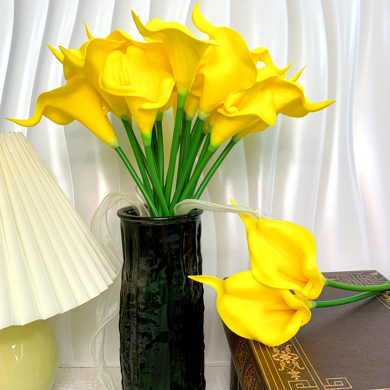 1 Bunch/8pcs Premium Oxidation Resistance Artificial Flower, White Flowers Artificial Calla Lily Silk Flowers 13.4" for Home Kitchen Wedding, Wedding Supply