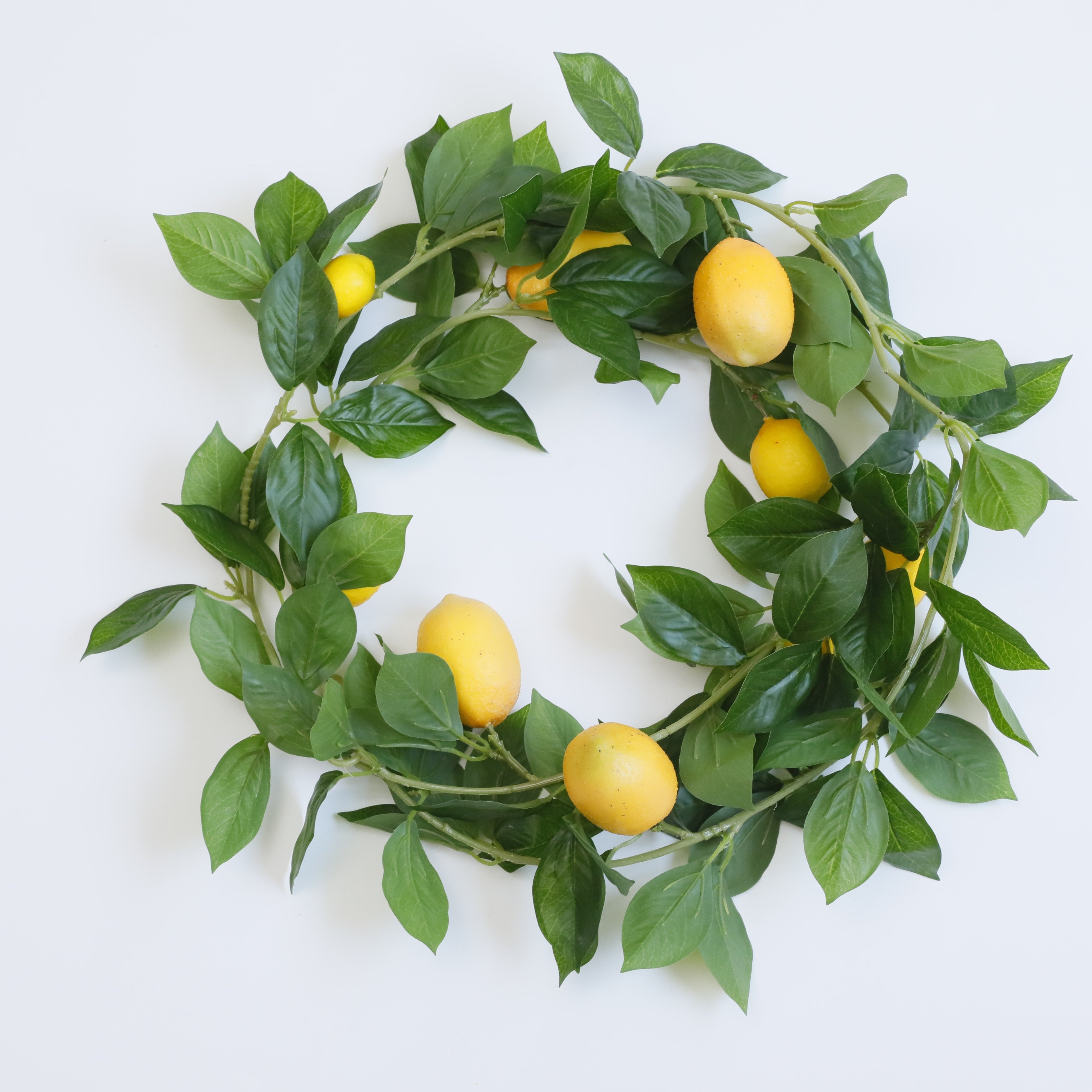 1pc, Artificial Lemon Garland, 70.87In,Spring Greenery Garland with Lemons And Green Eucalyptus Leaves, Artificial Lemon Vine Garland Wreath for Front Door Kitchen Party Table Wedding Decor