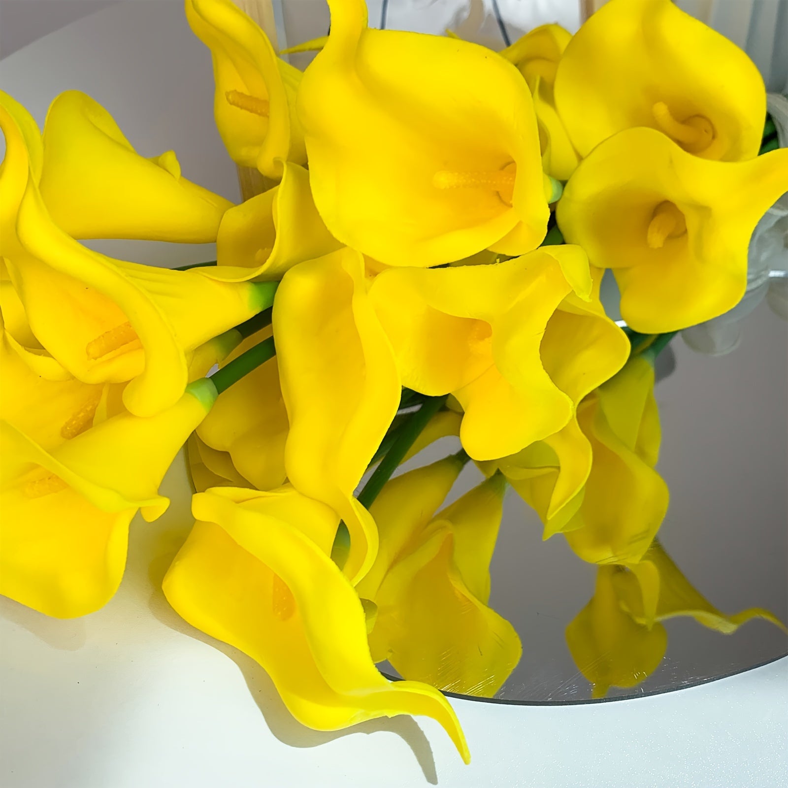1 Bunch/8pcs Premium Oxidation Resistance Artificial Flower, White Flowers Artificial Calla Lily Silk Flowers 13.4" for Home Kitchen Wedding, Wedding Supply