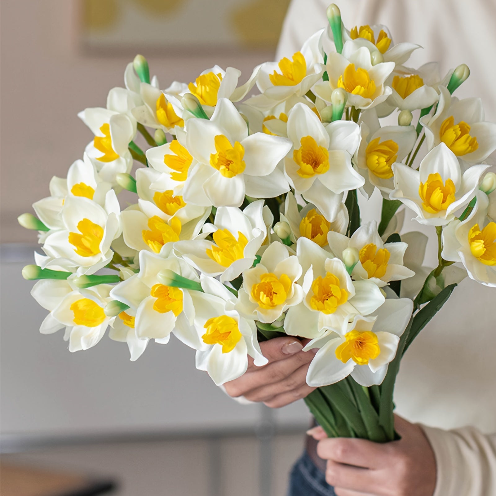5pcs Elegant Daffodil Artificial Flowers - Beautiful Spring Decorations for Home, Bedroom, Garden - 17.7in/45cm Tall, Perfect for Valentine&