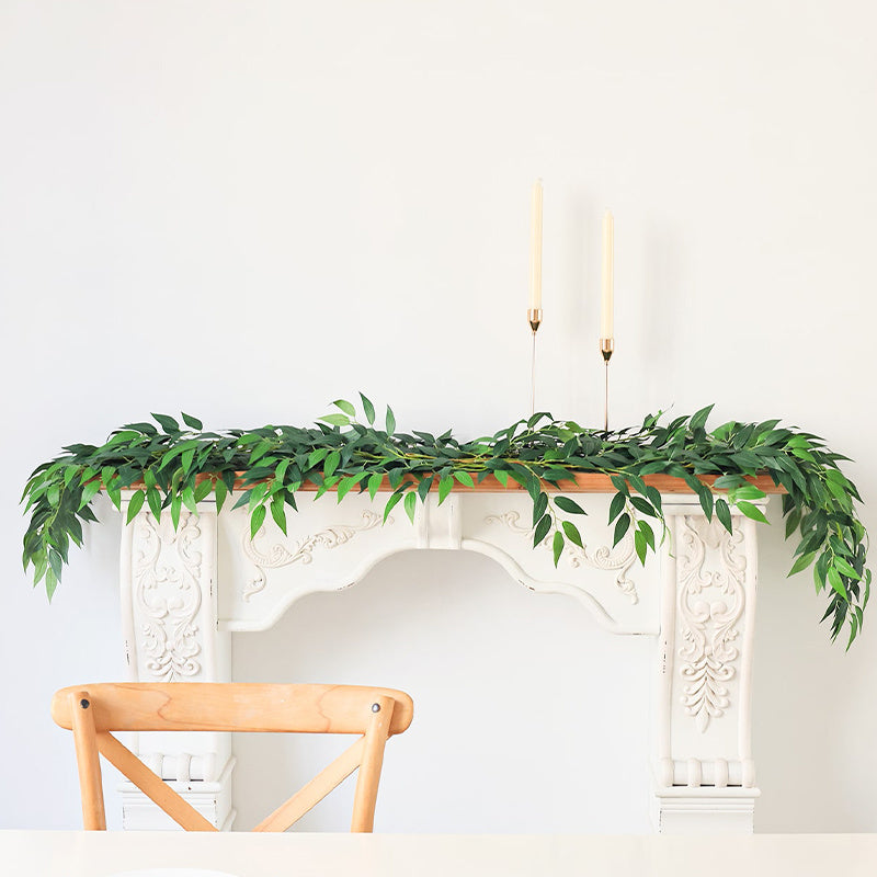 2-Pack Artificial Willow Garland, Silk Green Leaves Faux Hanging Plants, Plastic Greenery Decoration for Wedding Arch, Bedroom Wall, Party, Apartment, Room Decor - Ideal for St. Patrick&
