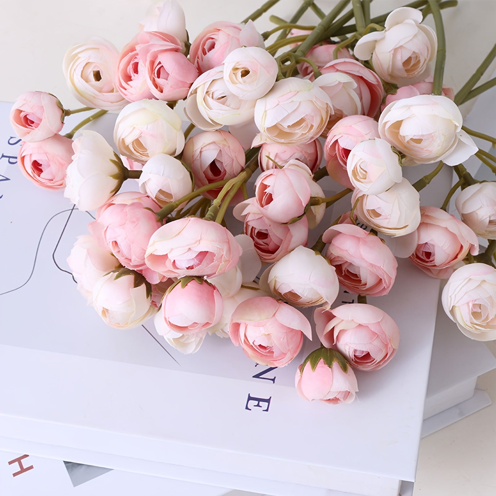 3/5 Bunches of Artificial Mini Rose Camellia Bouquets, Hand-tied Artificial Flowers Brazilian Small Tea Roses, Perfect for DIY Bouquets, Wedding and Party Decorations, Home Office Desk Center Decorations, Outdoor Gardens, Engagement, Valentine&